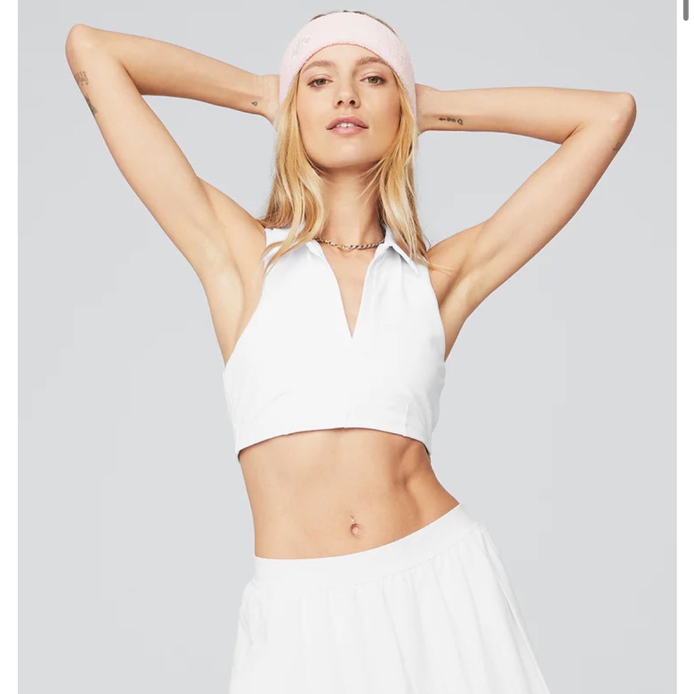 Alo Yoga x Charmed Collar Bra Tank in White XS